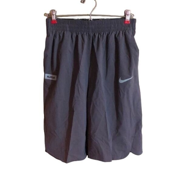 Nike Shield Boys Basketball Shorts Size XXL Elastic Waistband - Picture 1 of 6